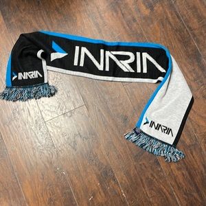 Scarf Inaria